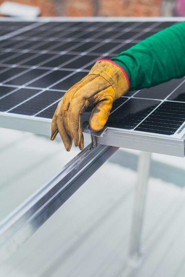Can you install solar panels on a metal roof?
