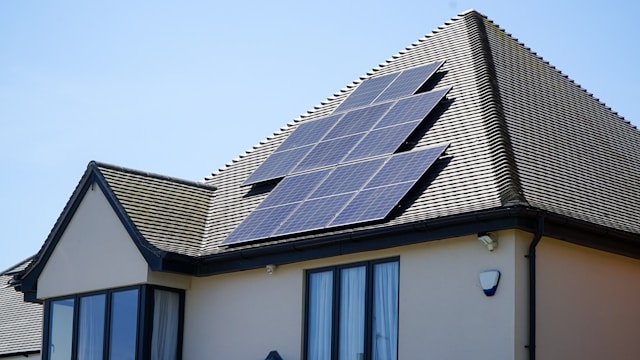 10 Myths About Solar Panels You Shouldn't Believe